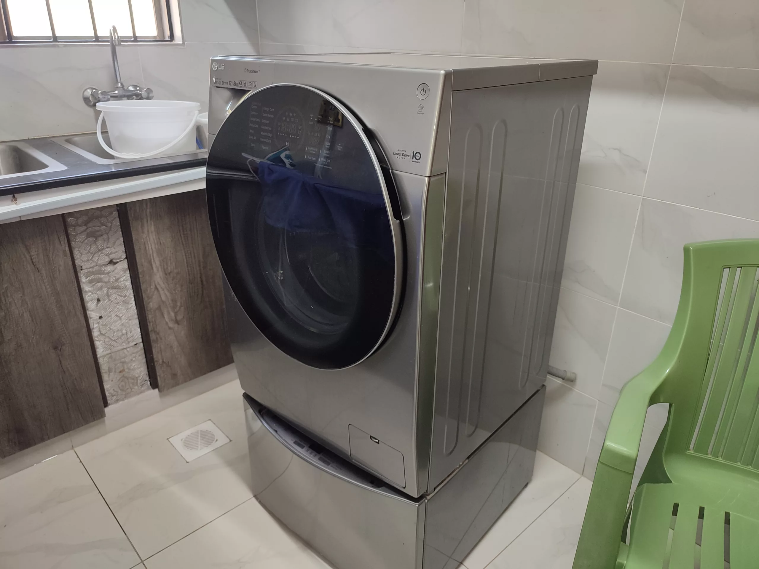 12kg/8kg LG Twin Washing Machine(FH6G1BCHK6N) 
