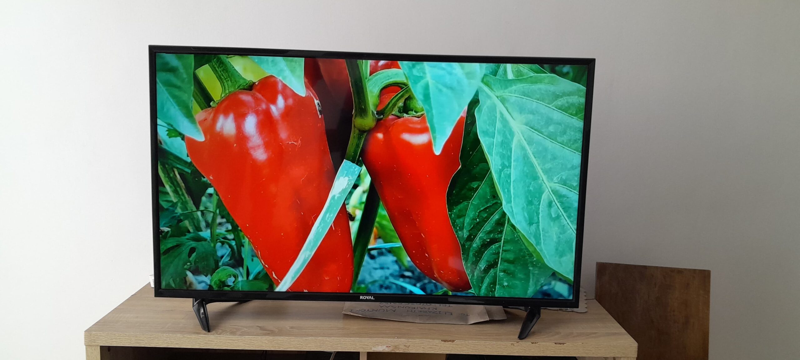 43 inches FHD Smart TV