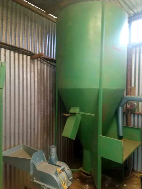 Animal Feed Mixer