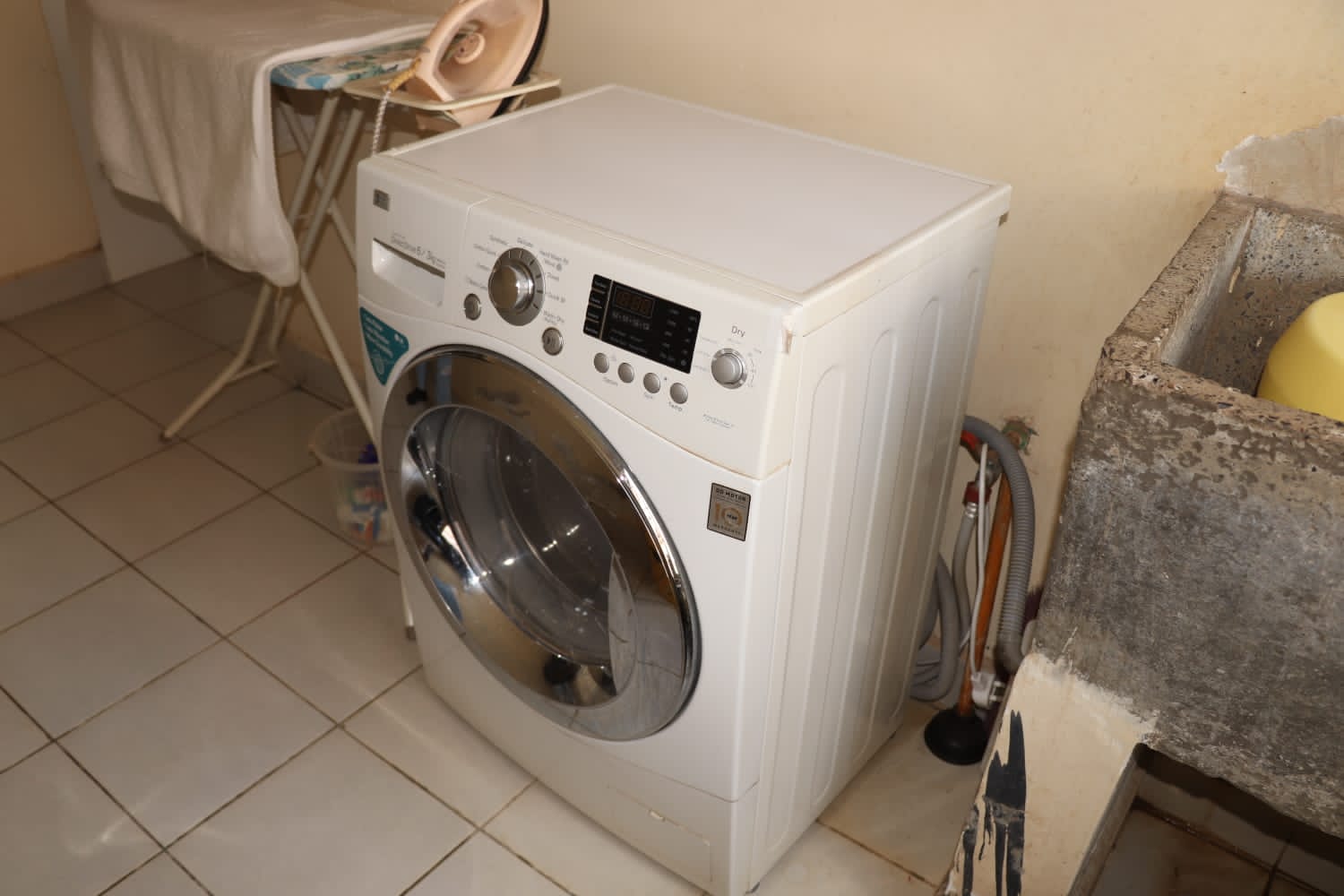 LG WASHING MACHINE