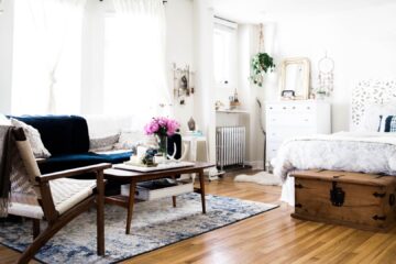 Second-Hand Treasures: 7 Smart Tips for Furnishing Your First Home on a Budget!