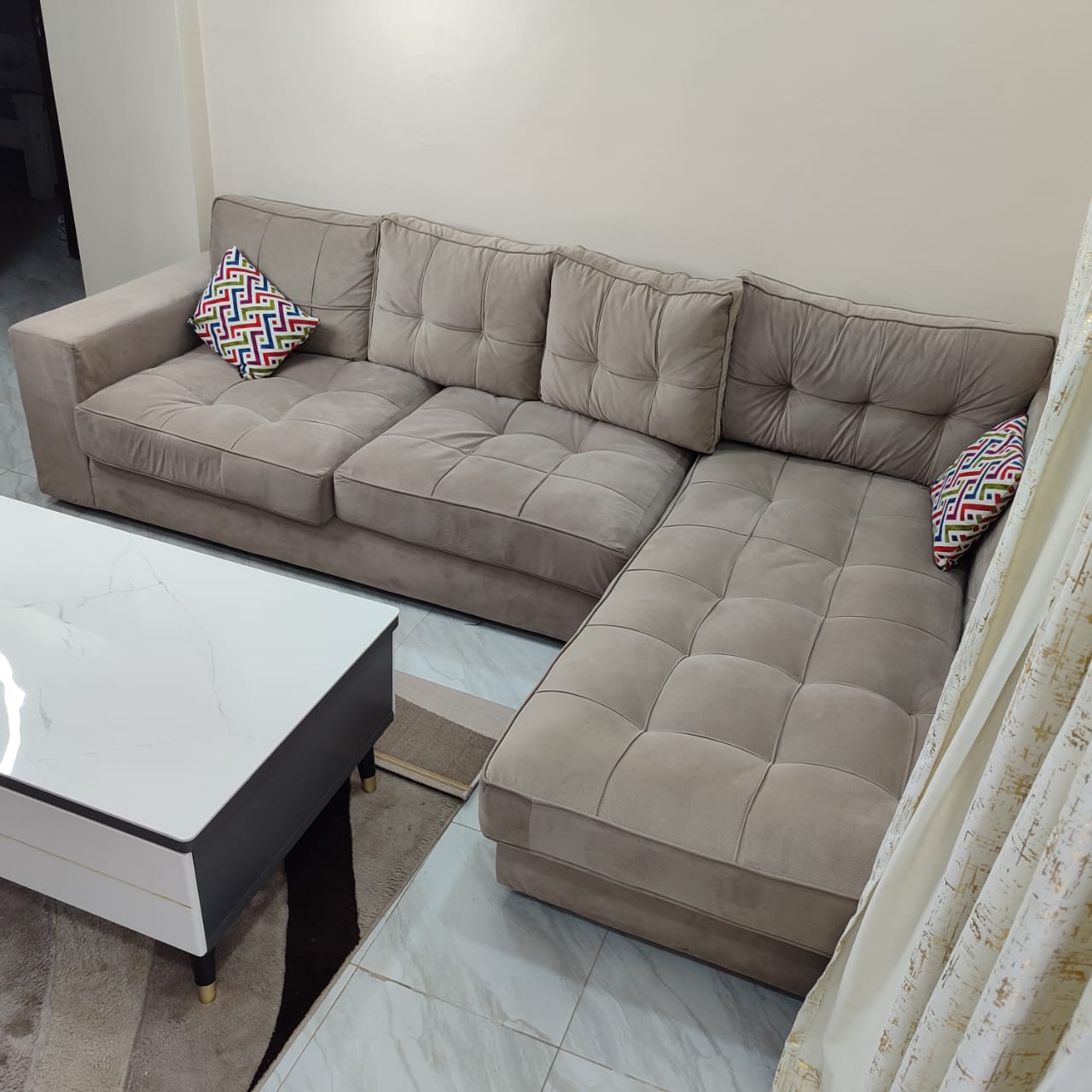 BROWN 5 SEATER L-SHAPED SOFA | Corido Marketplace