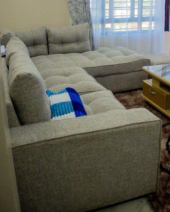 5-SEATER L-SHAPED SOFA