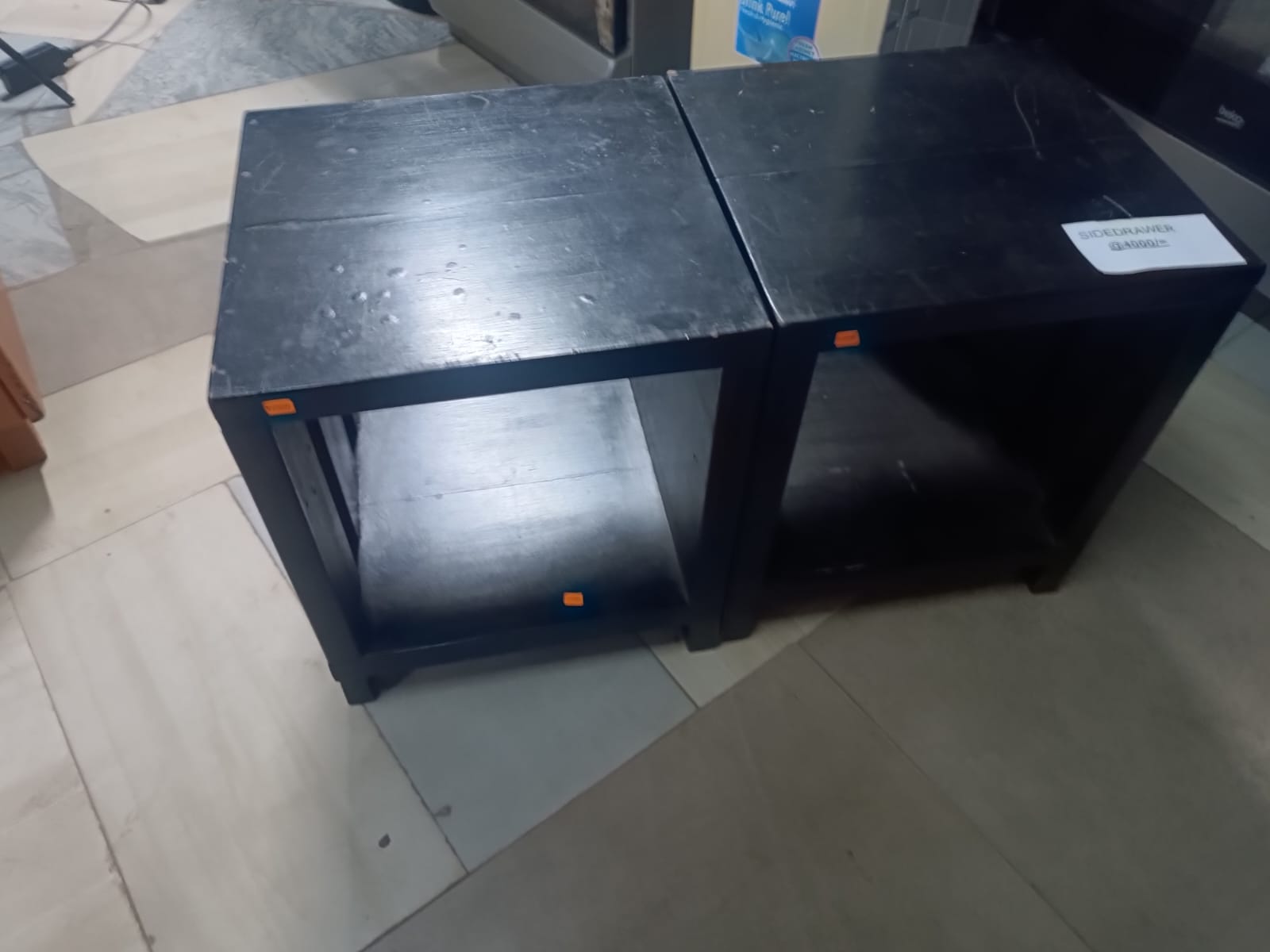 SET OF 2-SIDE DRAWERS