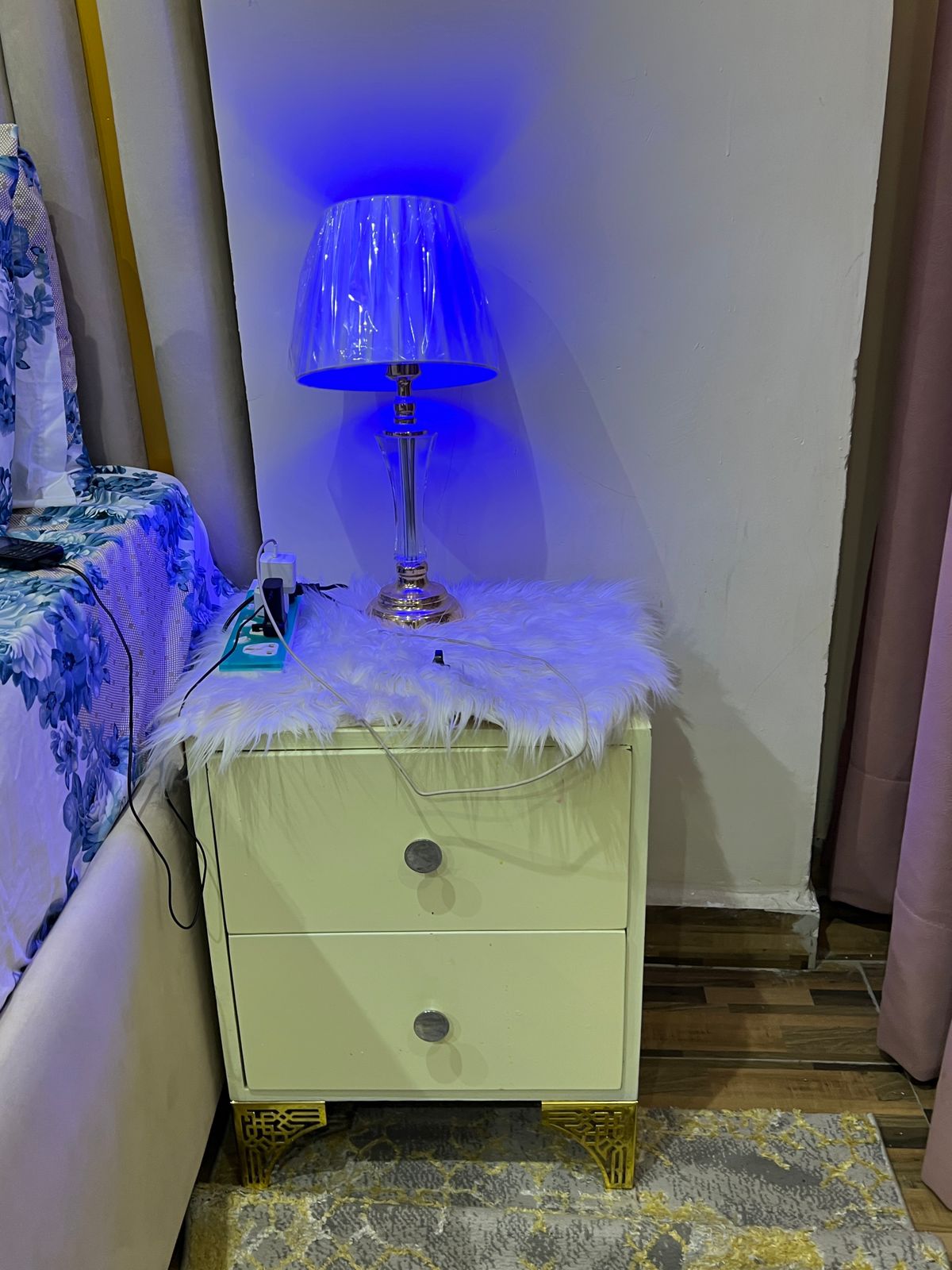 WHITE SIDE BED 2 DRAWER