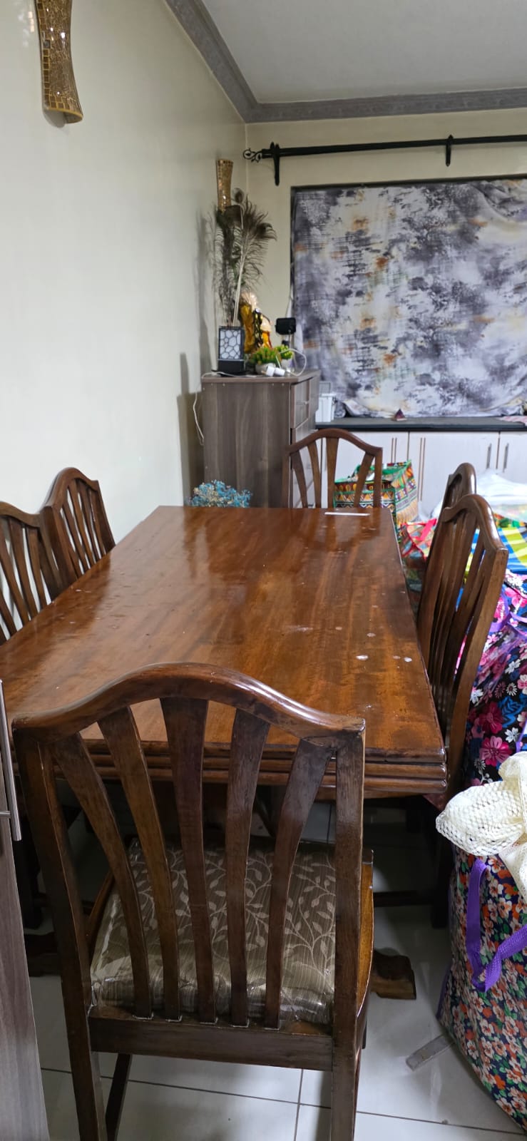 Elegant 6 Seater Wooden Dining Set