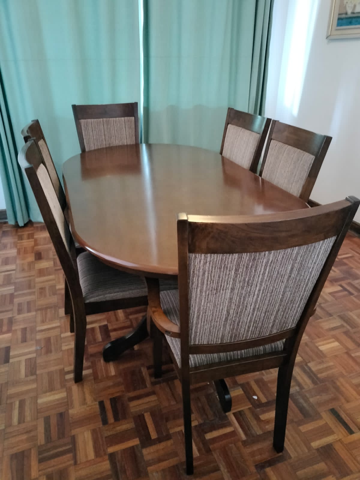 6 Seater Dining Table | Corido Marketplace