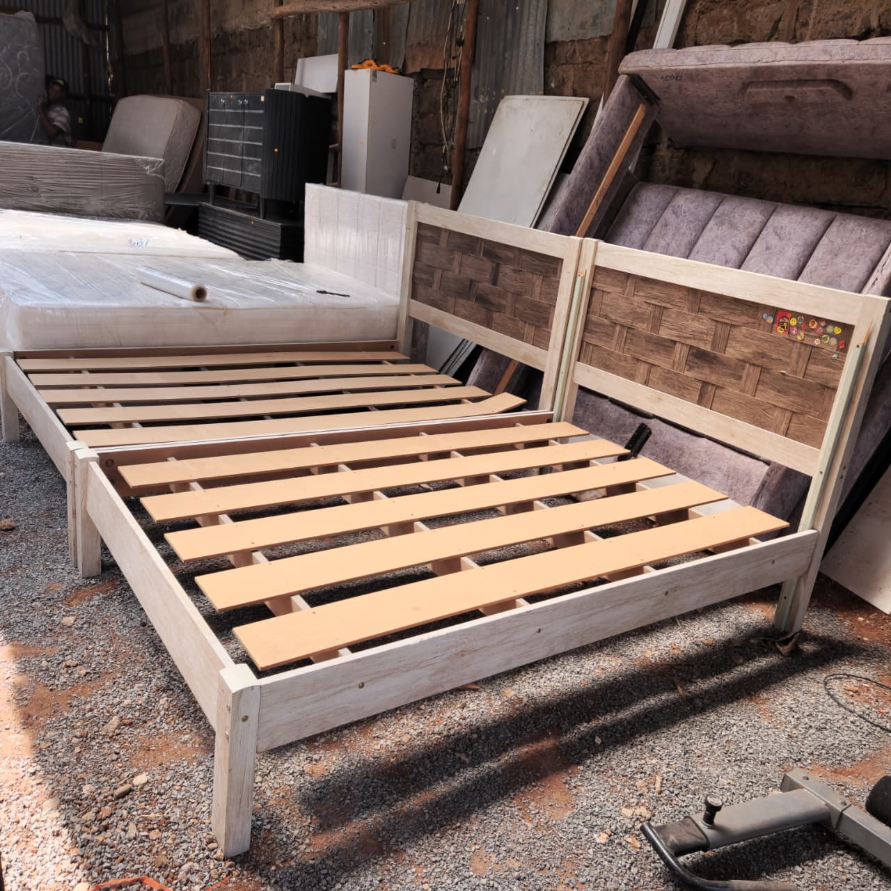 MDF 4*6 Morden bed