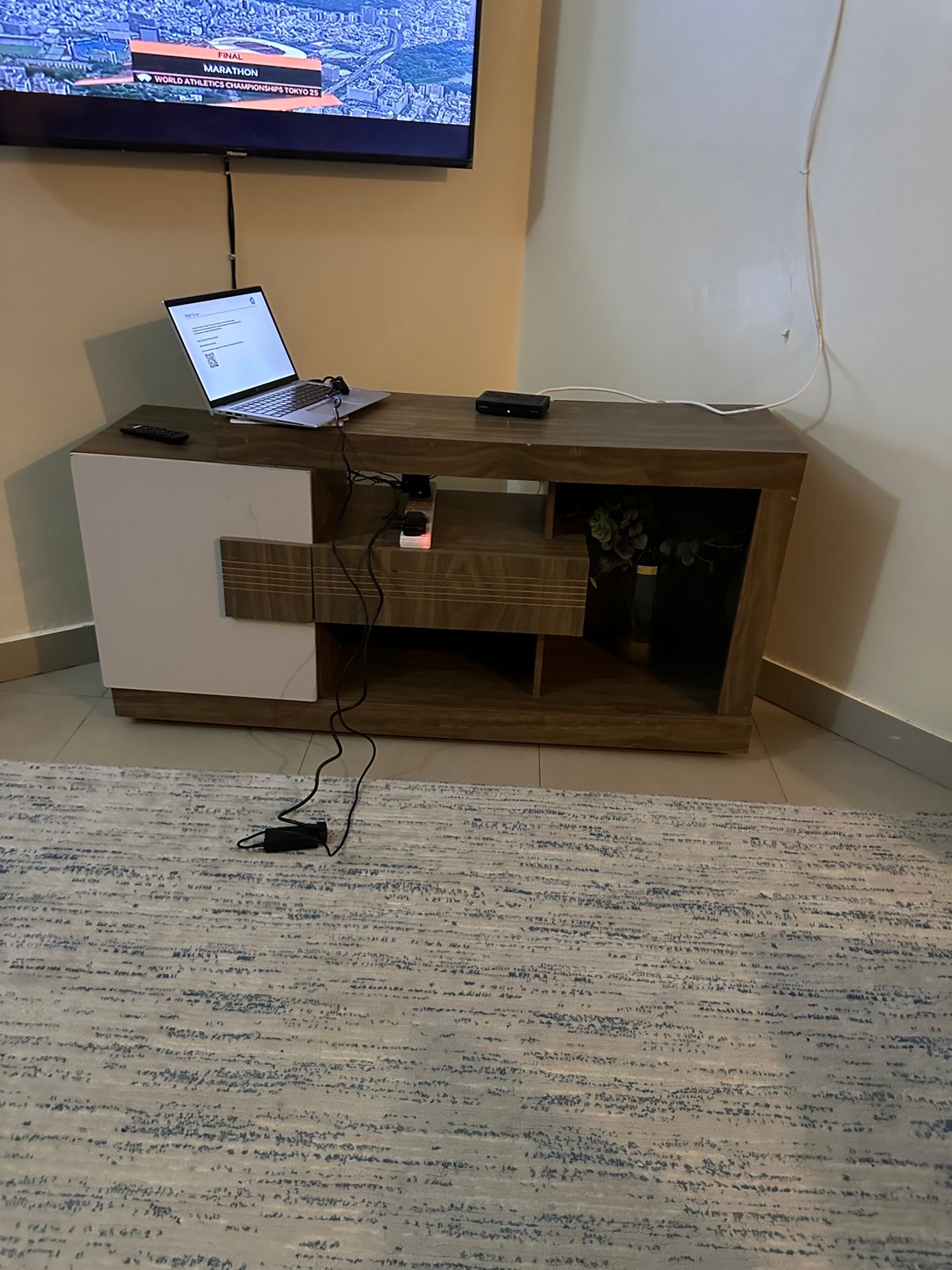 Pre-Owned Wooden Tv Stand