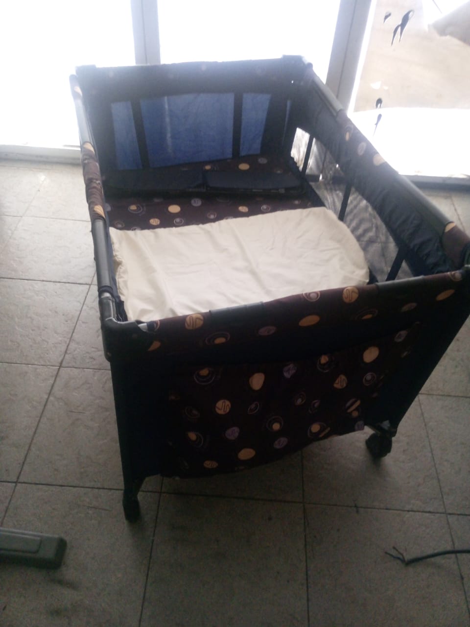superior baby play pen