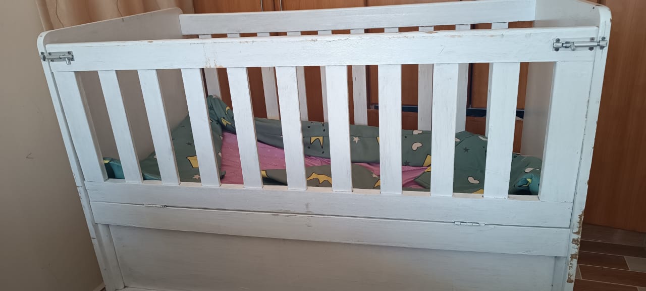 WHITE MEDIUM BABY BED 2 WHITE MEDIUM BABY BED