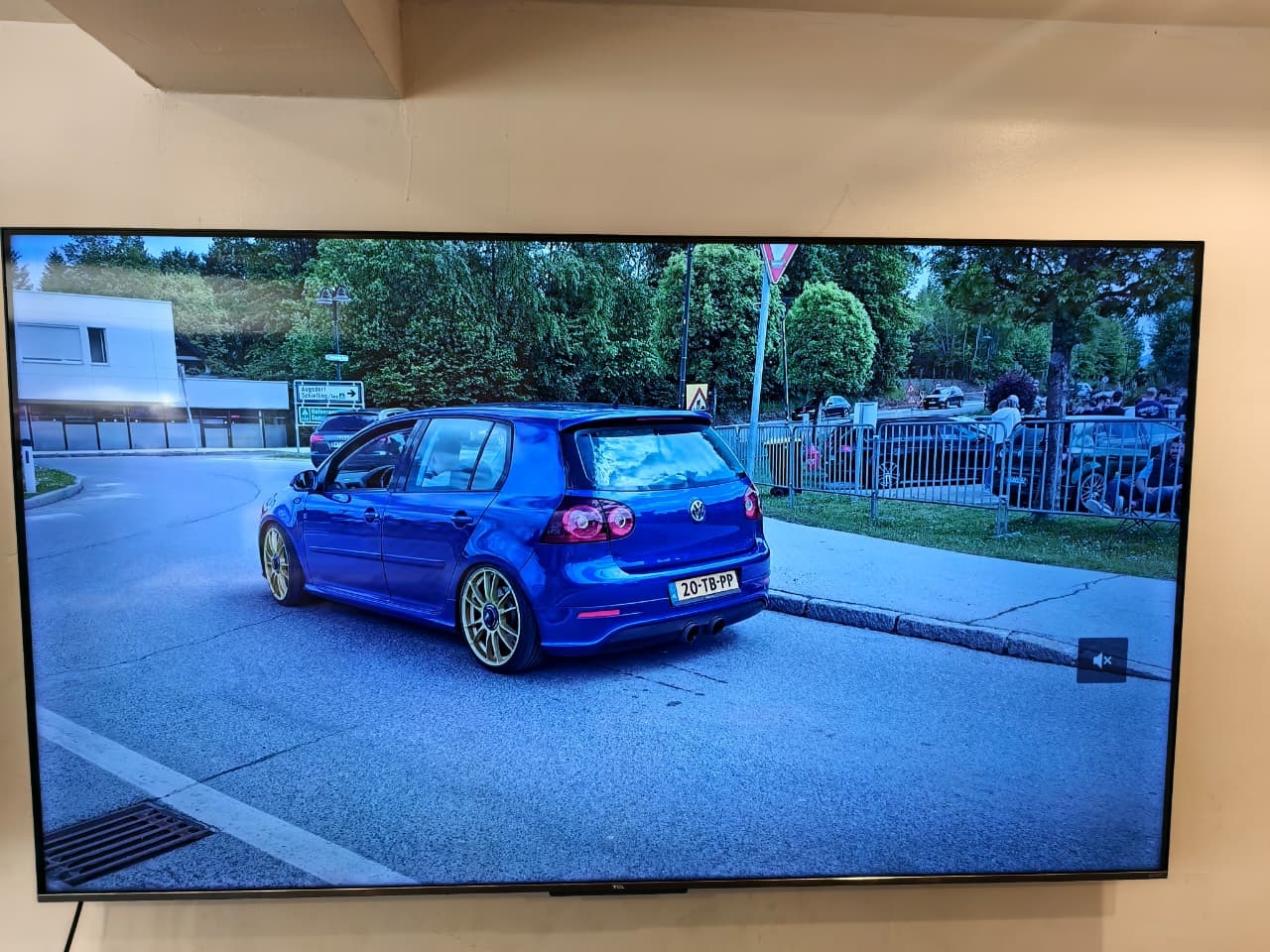 TCL 75 Inch C725 QLED