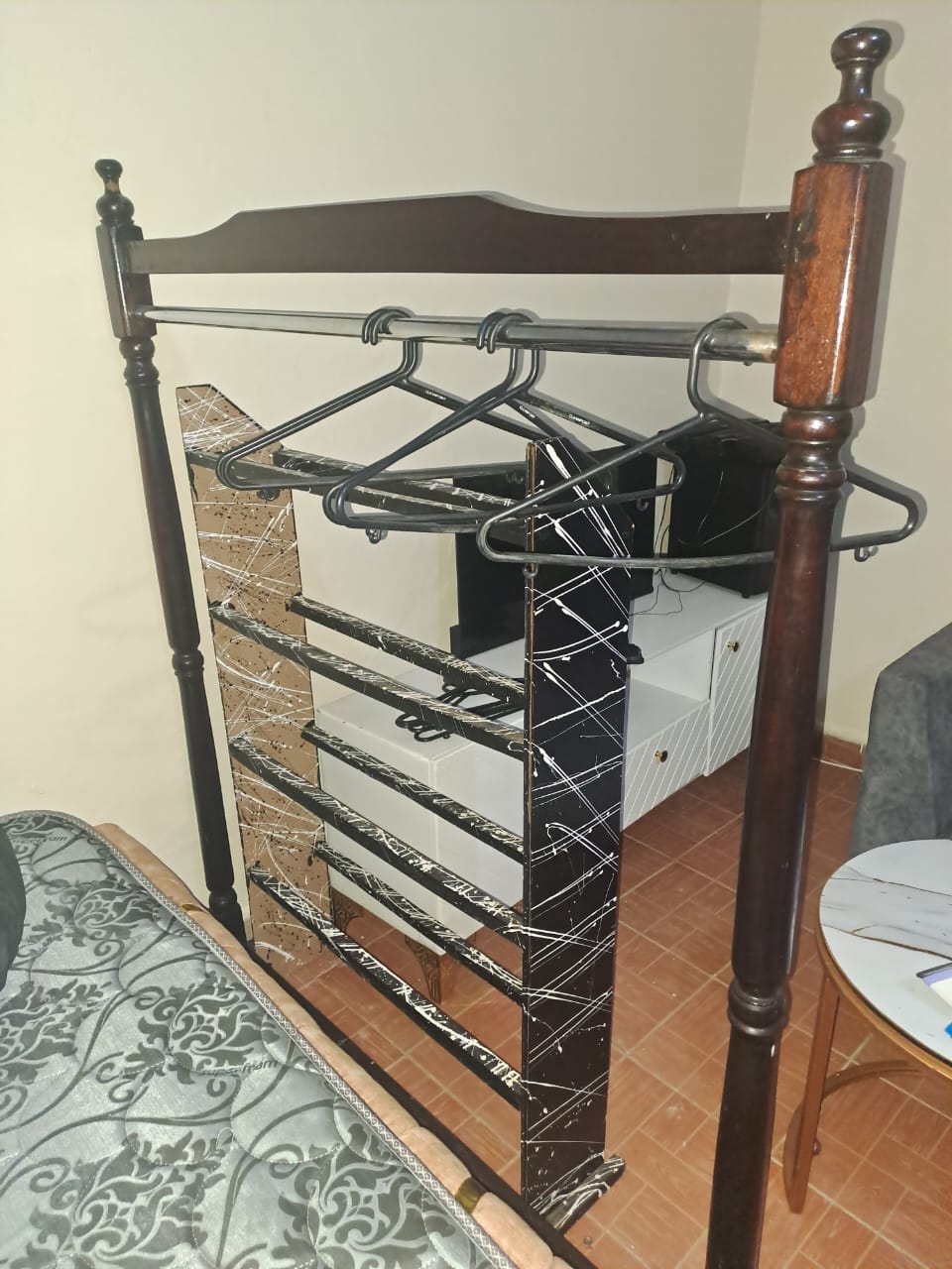 Brown shelved shoe rack