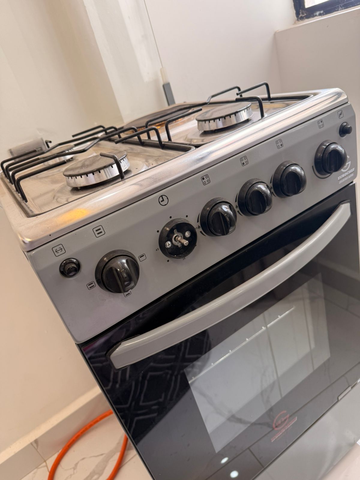Euro Chef 4-Burner Gas Cooker