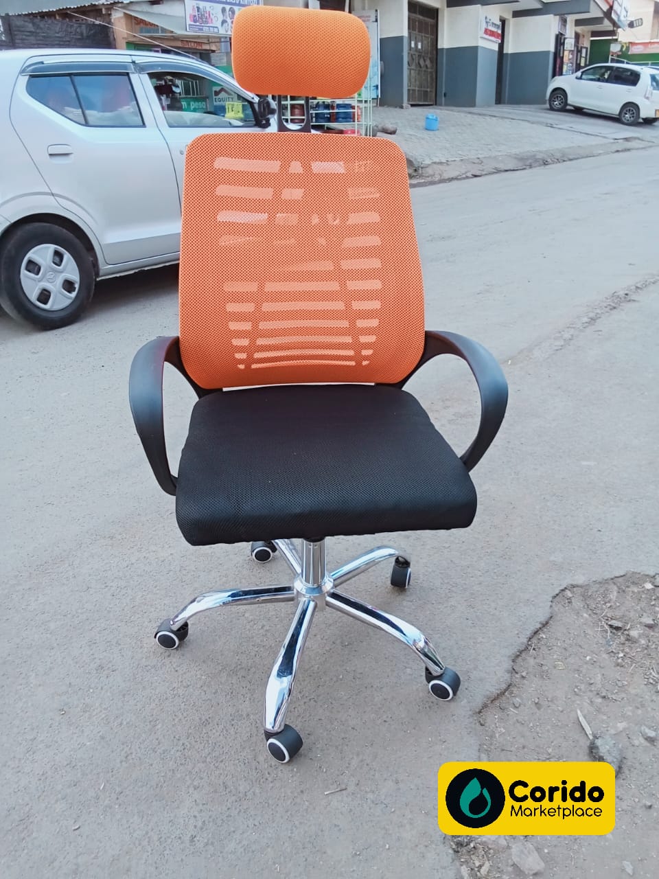 ERGONOMIC OFFICE CHAIR 1 ERGONOMIC OFFICE CHAIR