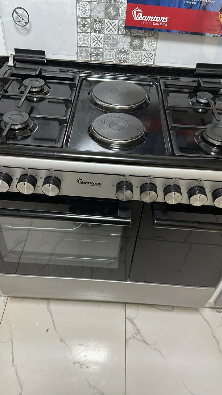 Clean Ramtons 6 Burner Cooker