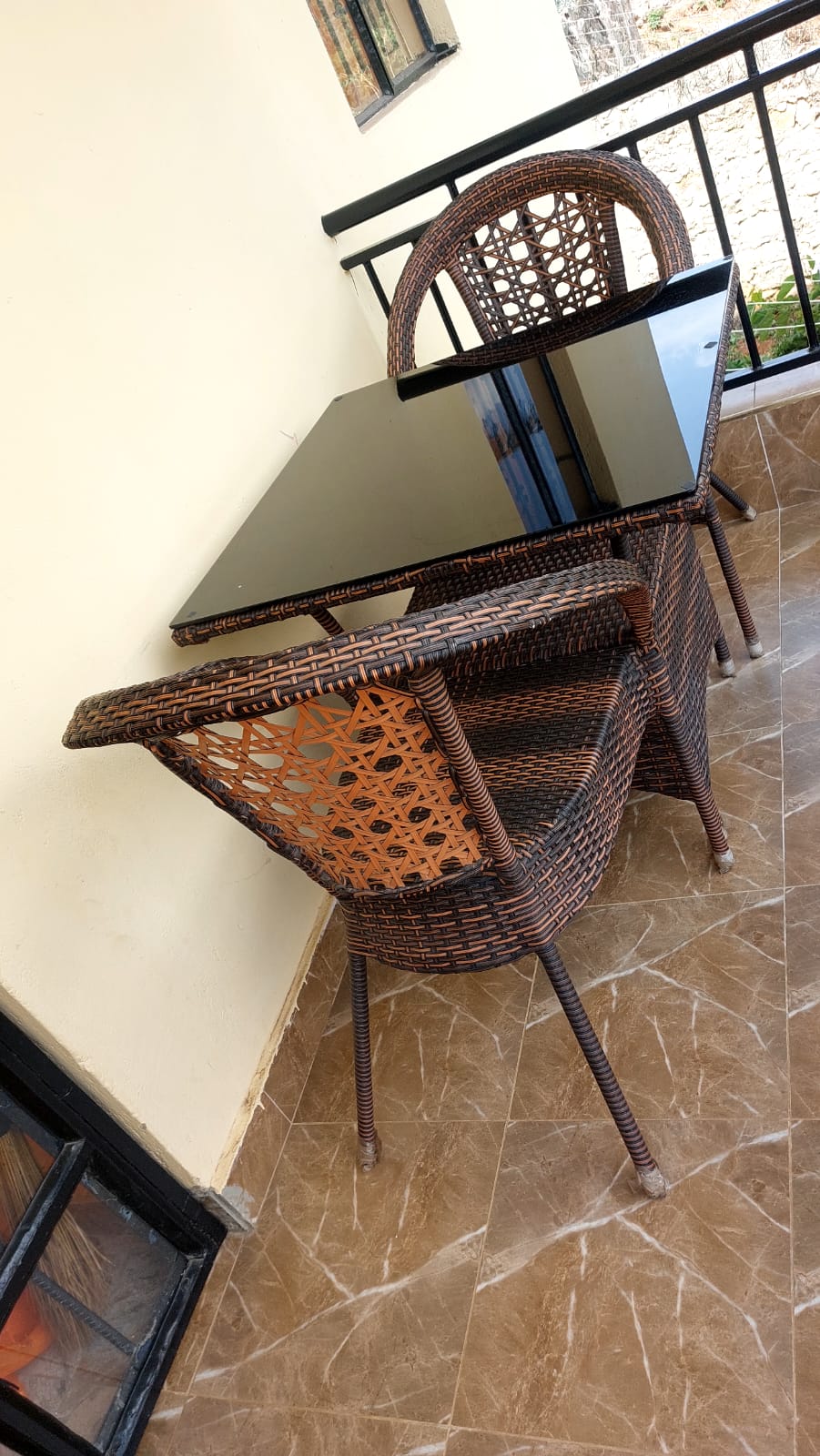 Stylish 2-piece Rattan Outdoor