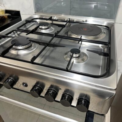 Ariston 4-Burner Cooker – 3 Gas + 1 Electric With Oven