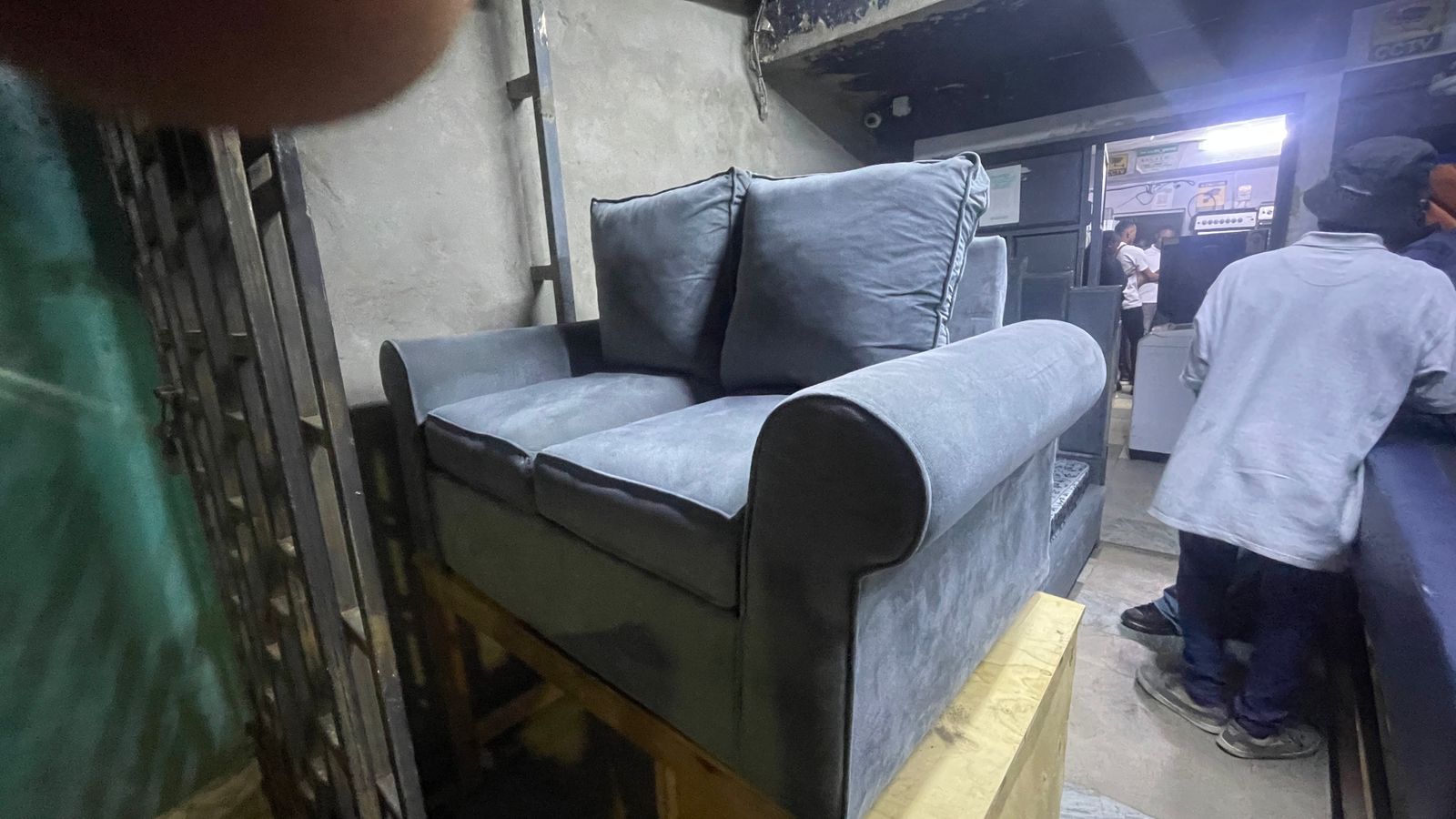 Gray Velvet 5-Seater Sofa Set