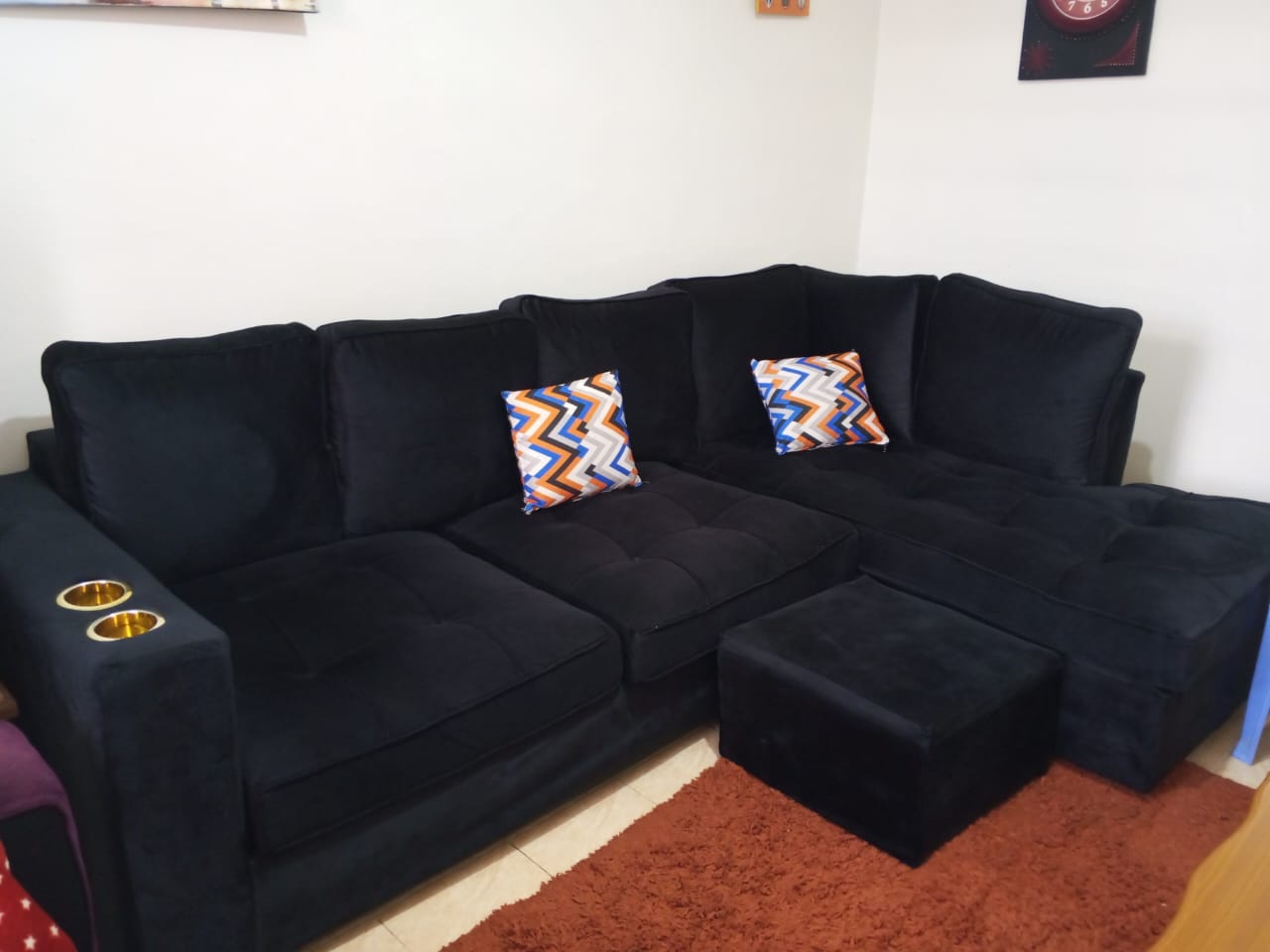 Black 5-Seater Sofa 