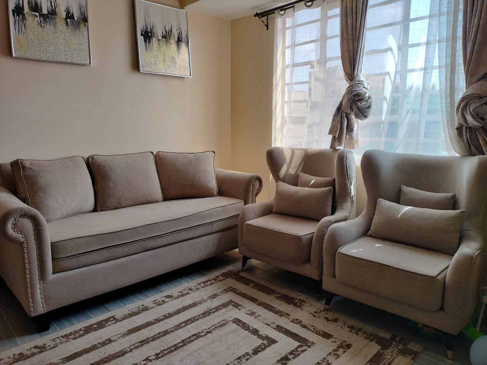 Clean 5-Seater Sofa Set | Corido Marketplace