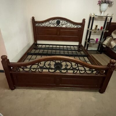 6 By 6 Queen Size Bed & Side Stand