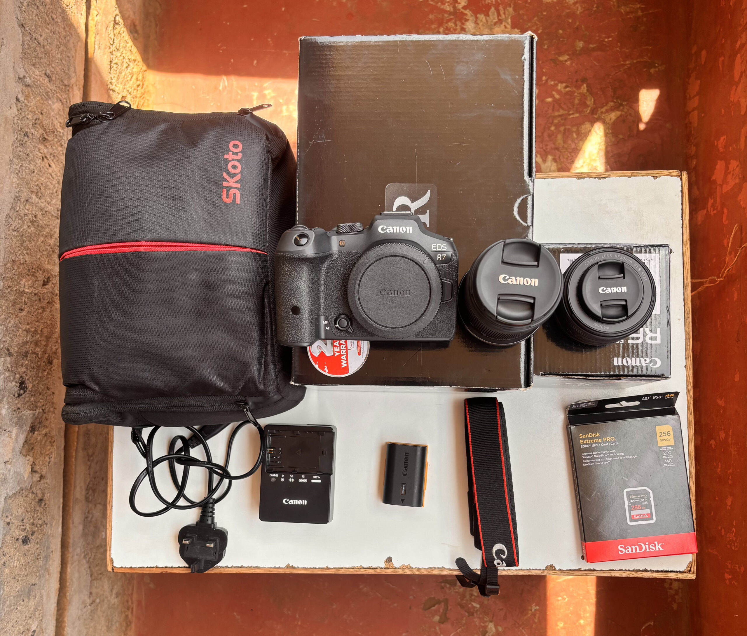 Canon EOS R7 Full Kit + 2 Lenses | Clean, 1 Month Old | Corido Marketplace