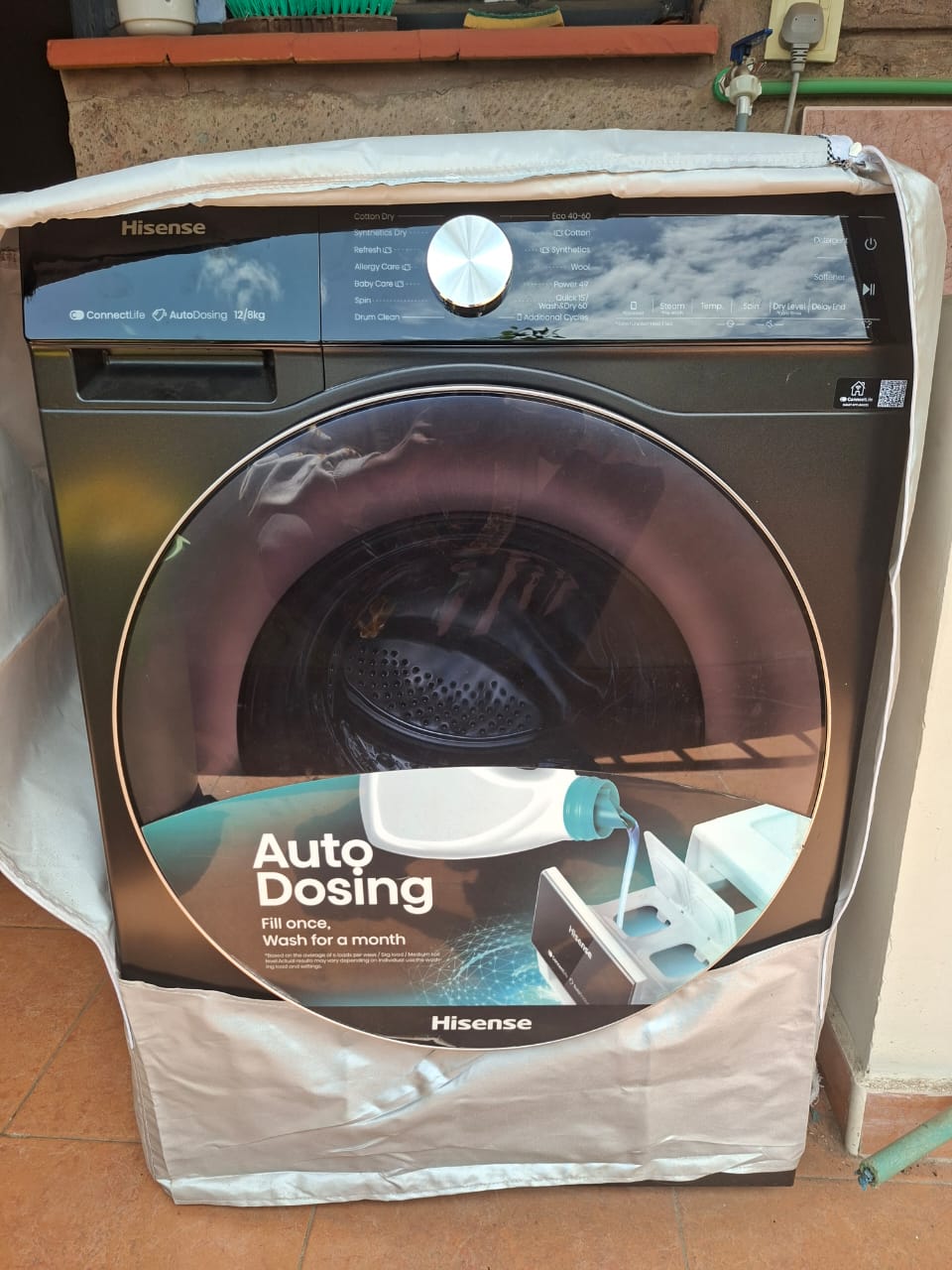 12/8Kgs Hisense Front Loader Washing Machine 1 12/8Kgs Hisense Front Loader Washing Machine