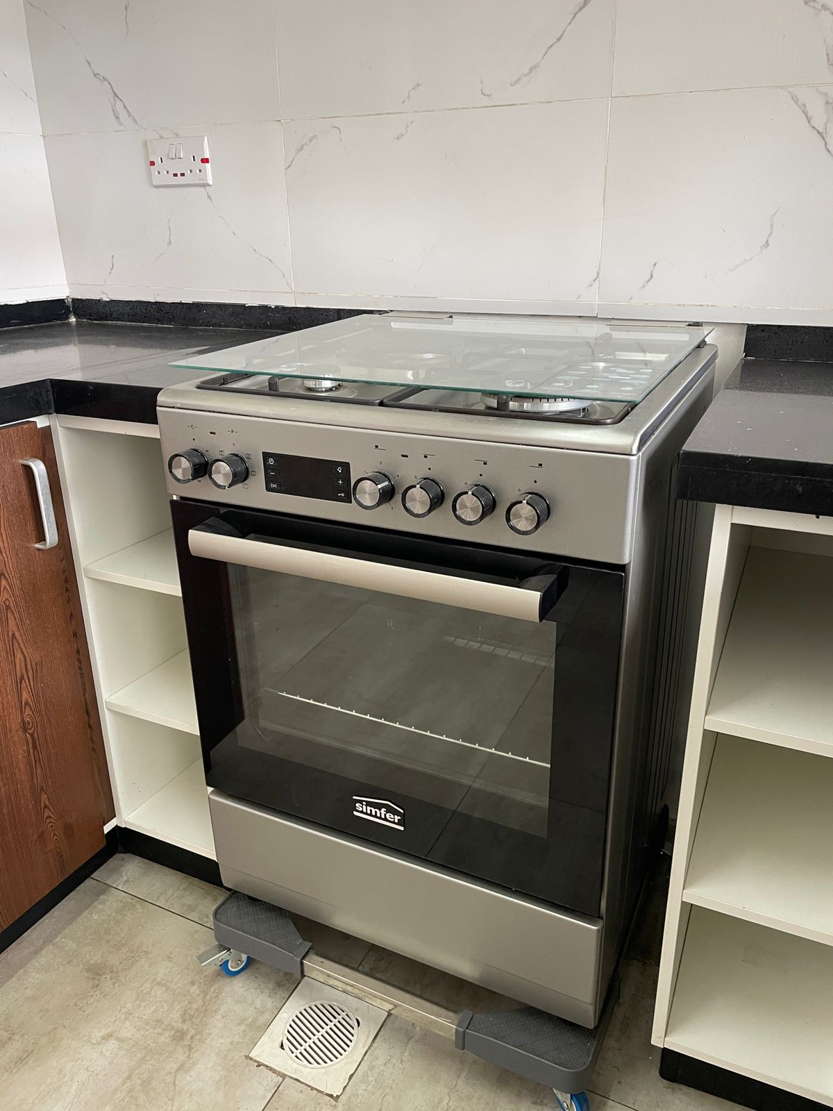 Modern Simfer 4-Burner Gas Cooker
