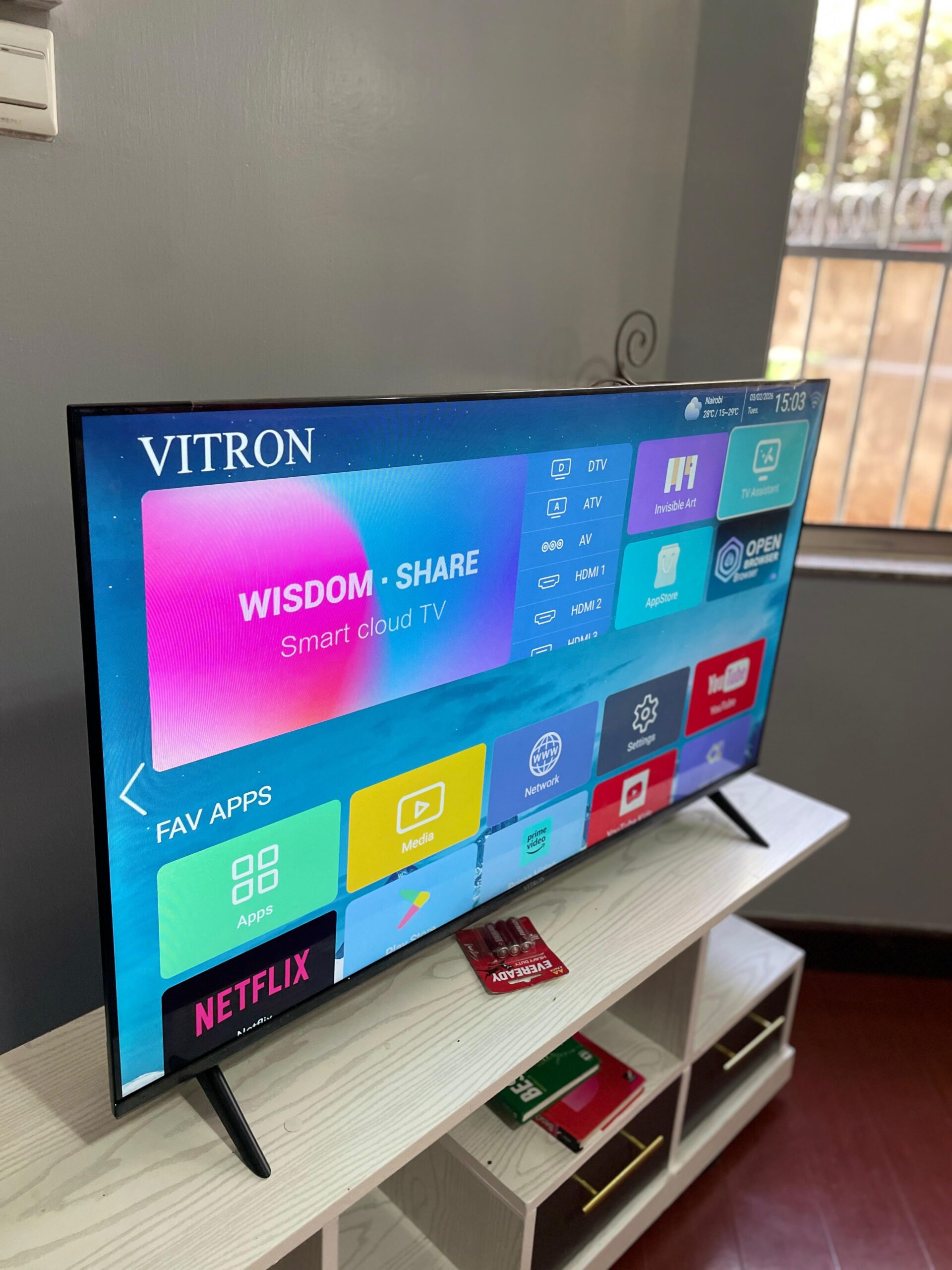 43 Inch Vitron Smart TV + Tv Stand For Sale 2 43 Inch Vitron Smart TV + Tv Stand