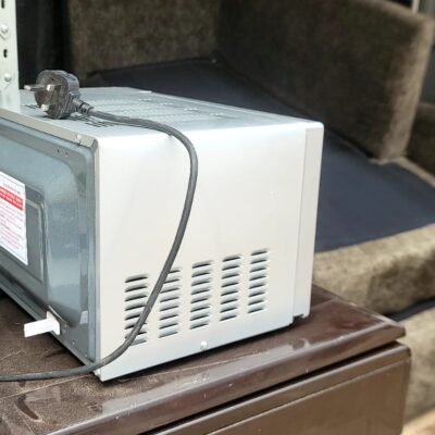 Von 20L Microwave Oven Grill