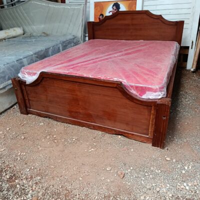 Mahogany 5 by 6 Brown bed