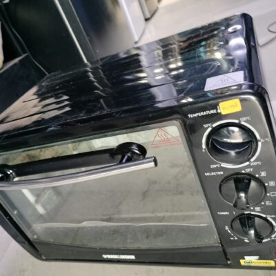 Black and Decker 70L Toaster Oven