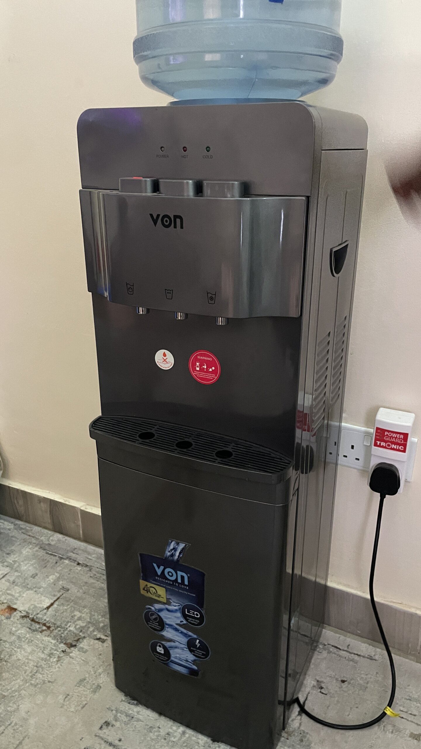 Von Hot & Cold Water Dispenser 
