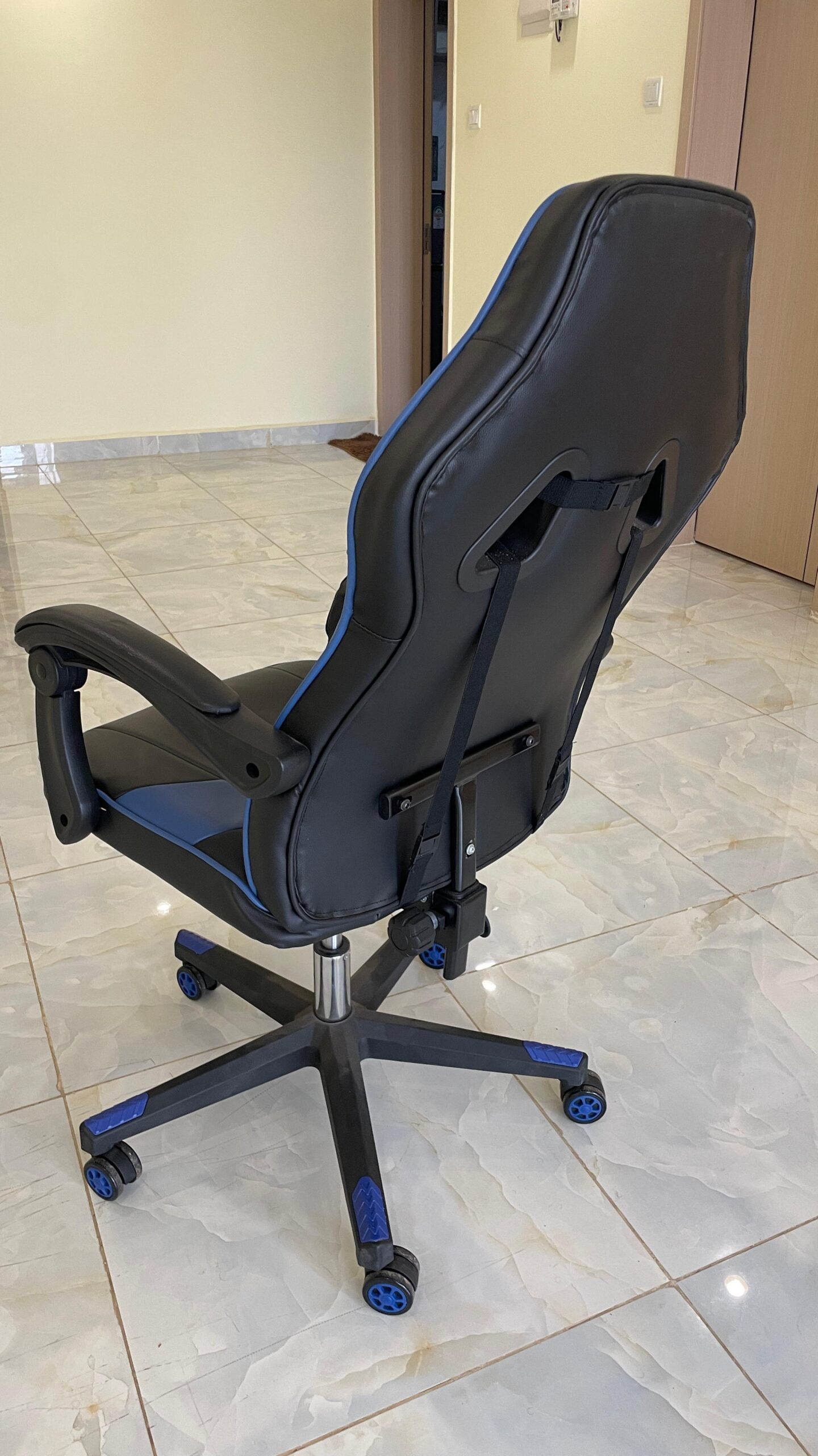Comfortable Used Gaming Chair