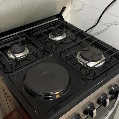 Almost New Nunix 4 Burner Cooker