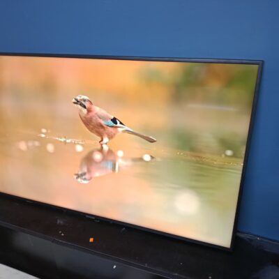 CLEAN SAMSUNG 55 INCH SMART TV