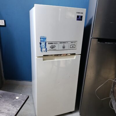 Samsung RT26HAR2DWW 2-Door Fridge (260 Litres)