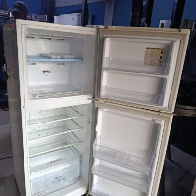 Samsung RT26HAR2DWW 2-Door Fridge (260 Litres)
