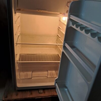 Clean 92L Ramtons Mini-Fridge