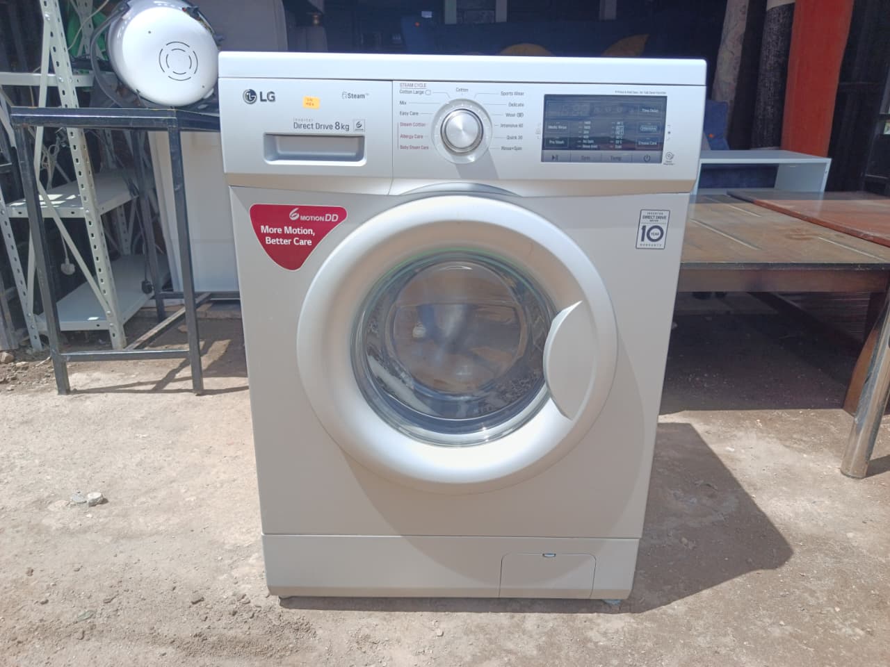 LG 8KG Front Load Washing Machine FH4G7TDY5