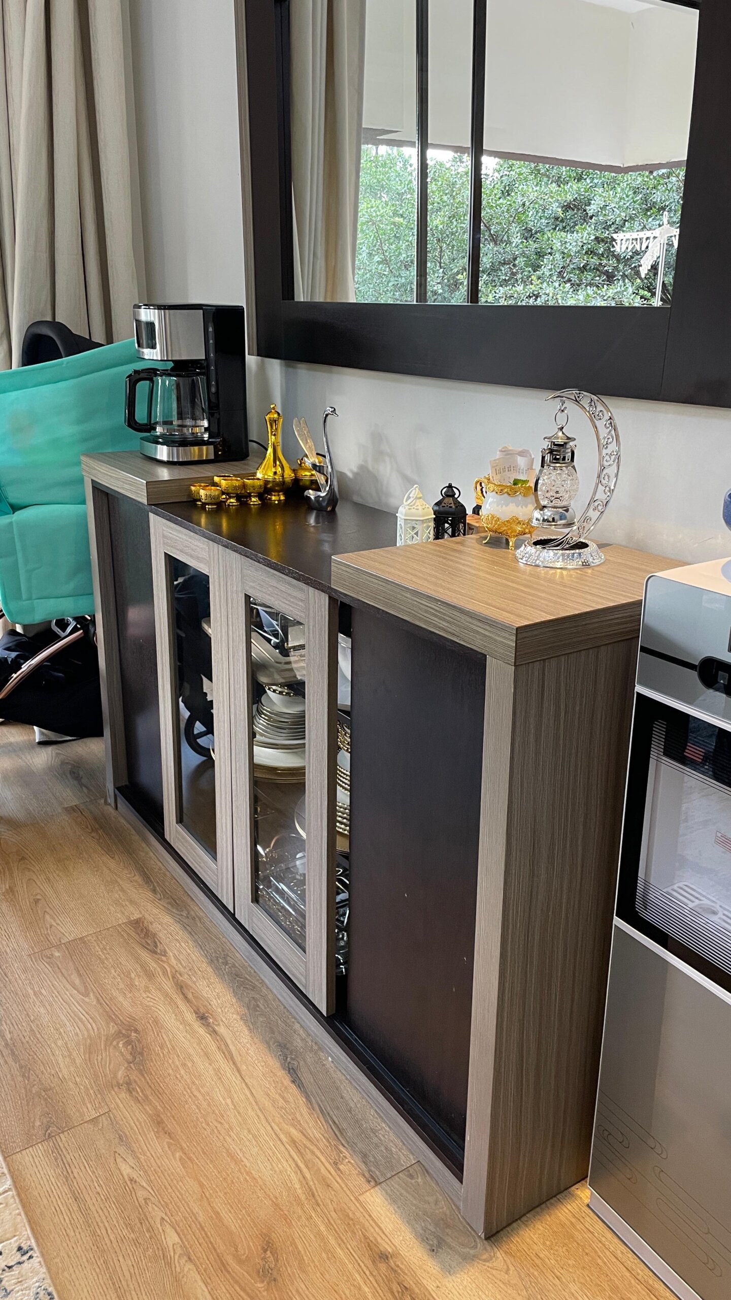 Modern 2-Tone Buffet Table & Matching Wall Mirror Set 1 Modern 2 -Tone Buffet Table & Matching Wall Mirror Set