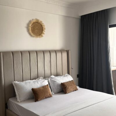 Slightly Used 5 By 6 Queen Size And Mattress