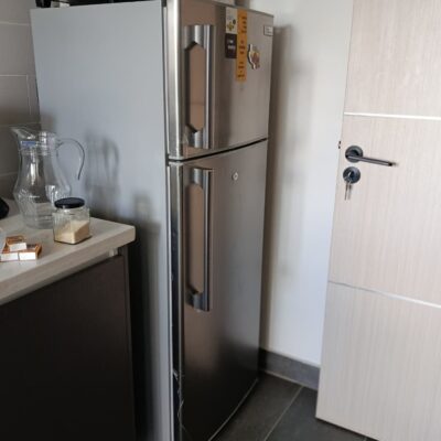 Clean 213l Ramtons Fridge RF/257