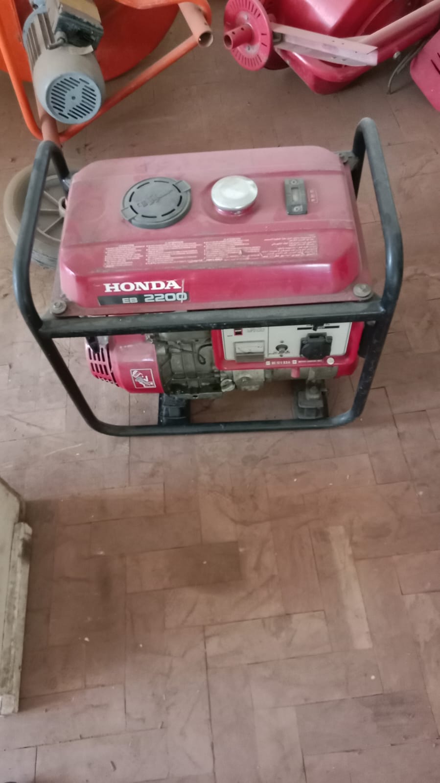 Honda EB2200 Generator
