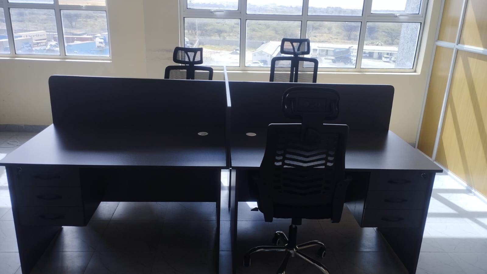 Modern 2- Four way Office Workstation Desk