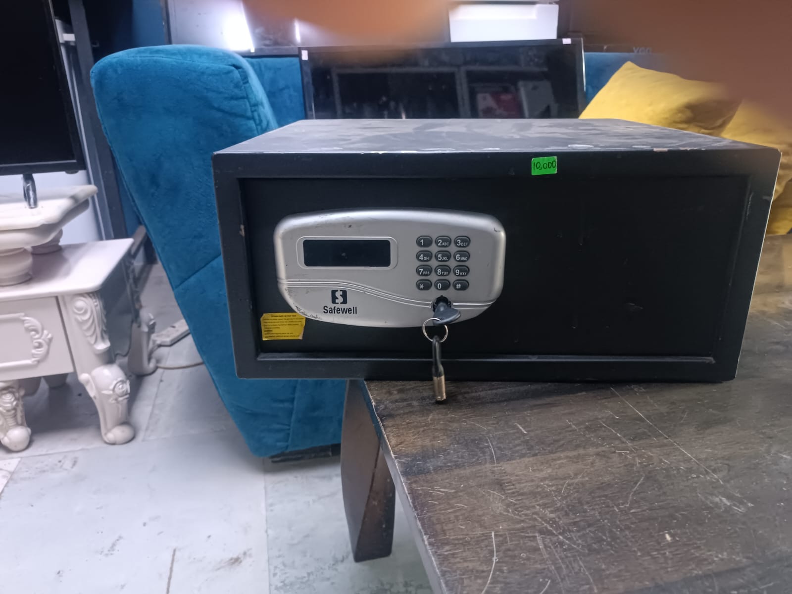 Clean Safewell Electronic Safe