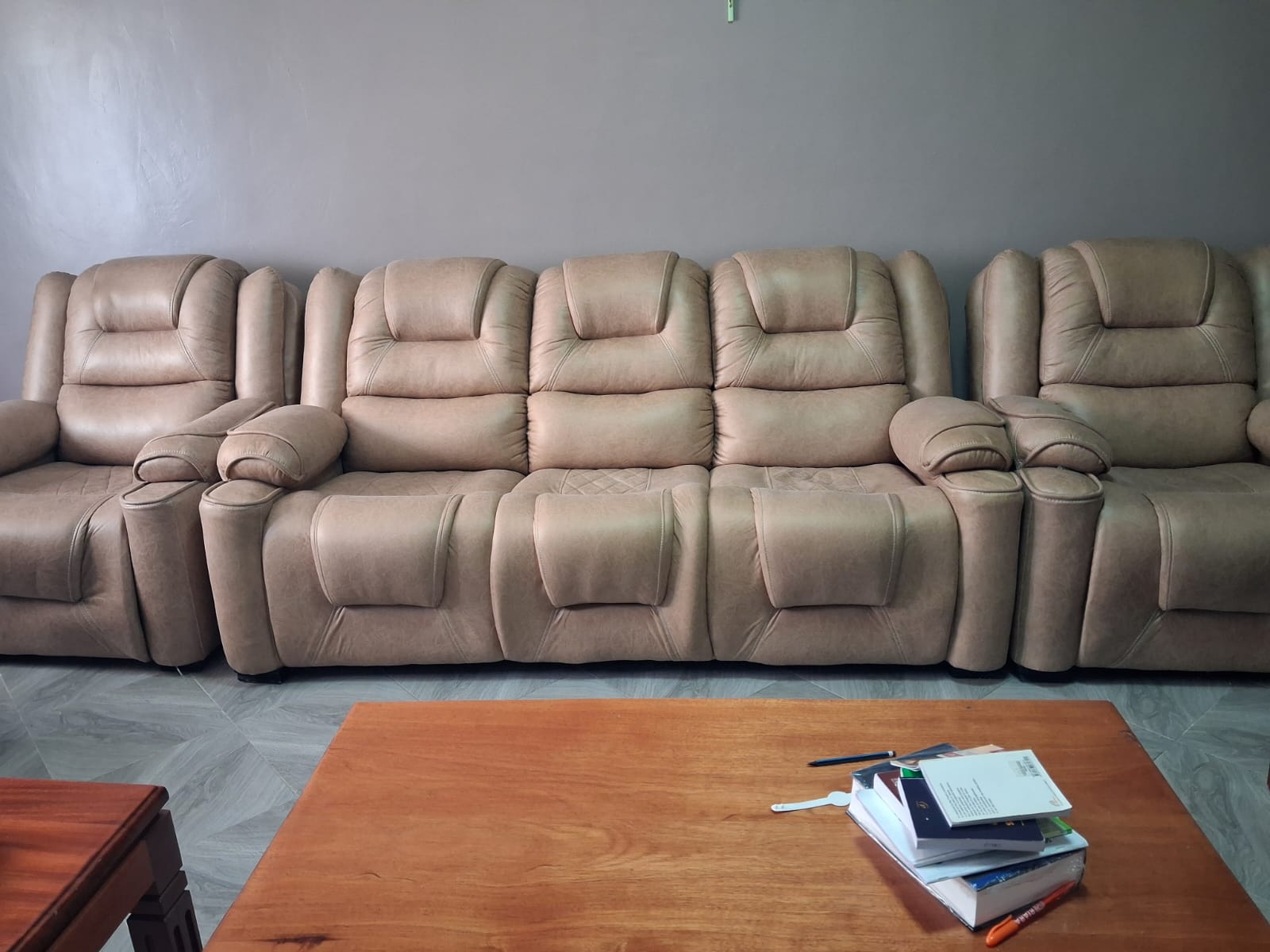 Clean 10 Seater Semi-Recliners