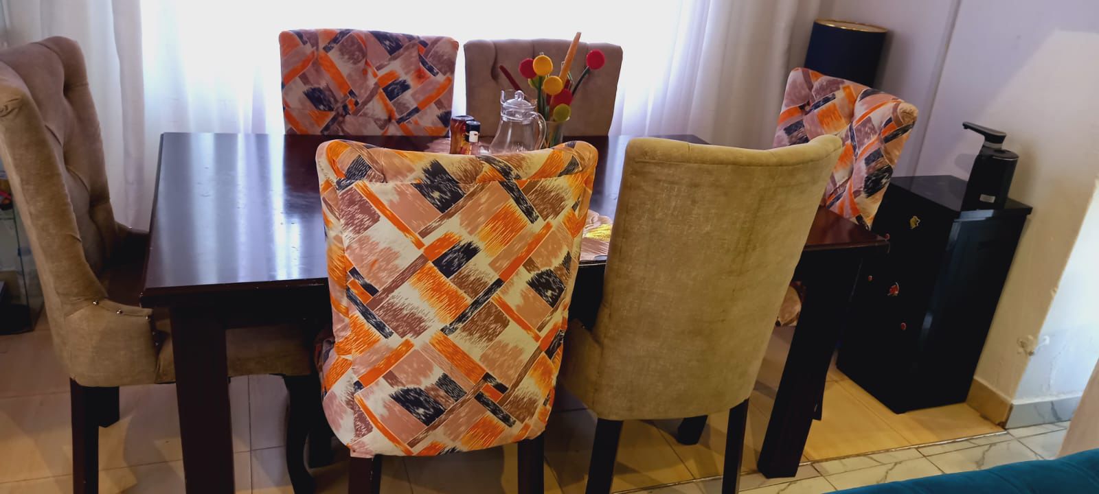 Cool 6-Seater Dinning Table set on sale