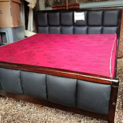 Dark Tan Mahogany 6X6 Upholstered Bed